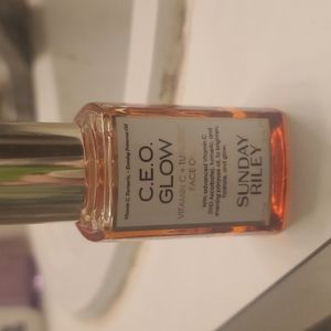 .5 FL Oz Sunday riley CEO glow
